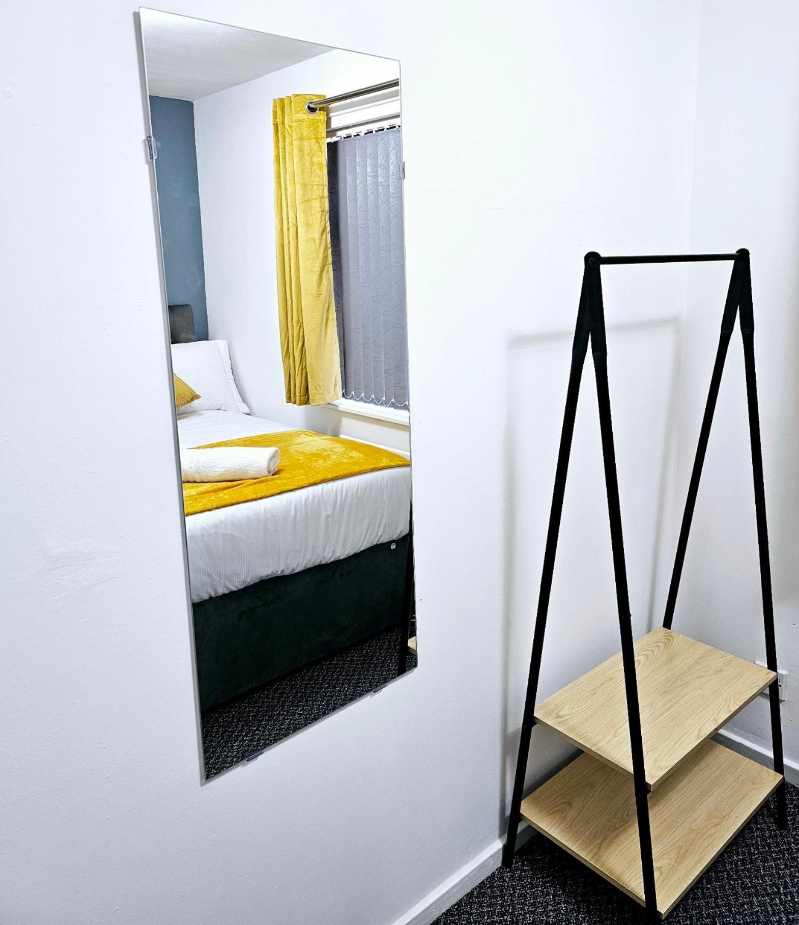 Lushstay Telford - Families, Contractors & Group Of Friends, Long Term Stay ภายนอก รูปภาพ