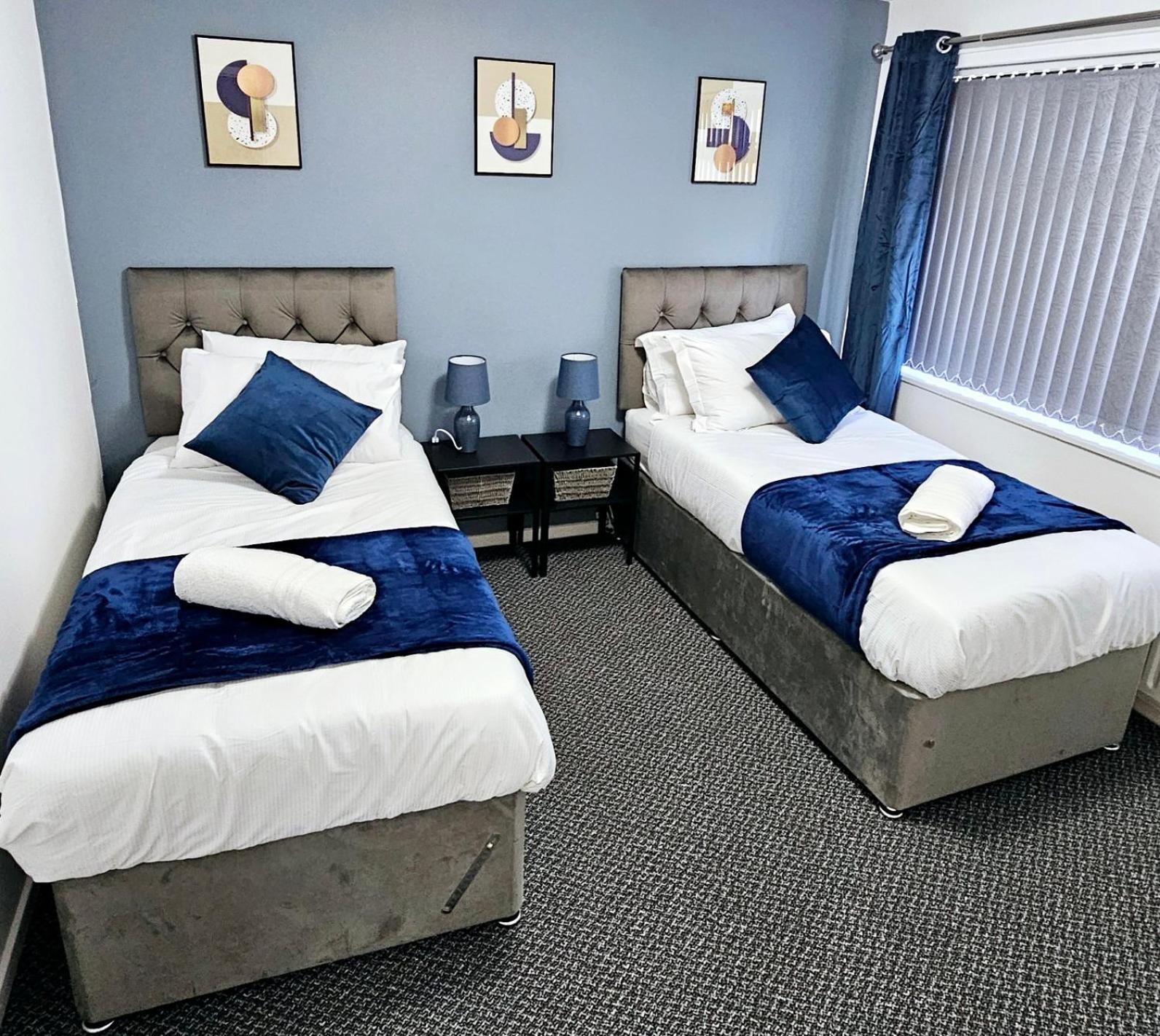 Lushstay Telford - Families, Contractors & Group Of Friends, Long Term Stay ภายนอก รูปภาพ